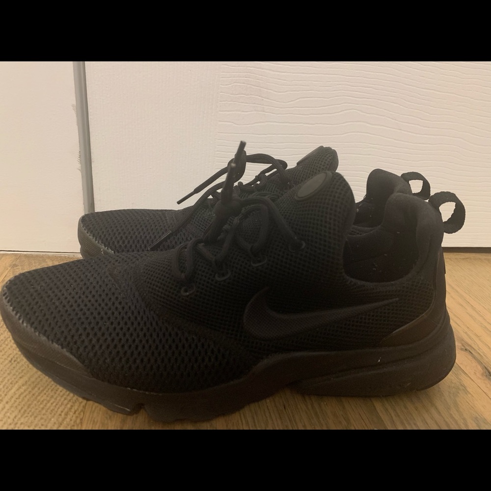 Black nike prestos